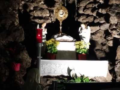Our Lady of Lourdes Grotto Monstrance